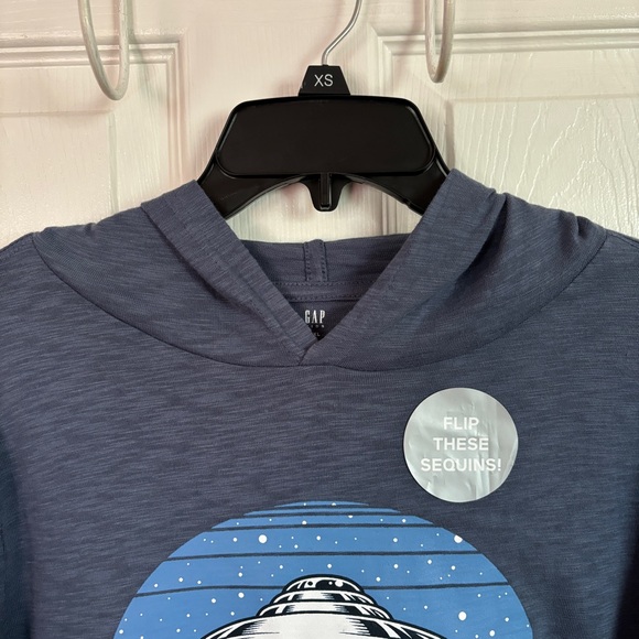 GAP Sequin T-Shirt Hoodie - Picture 4 of 15